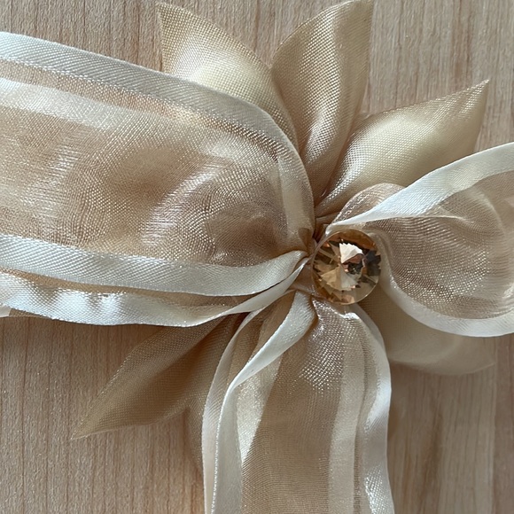 ✨NWOT bon appetite engraved wooden cutting board - Picture 6 of 10